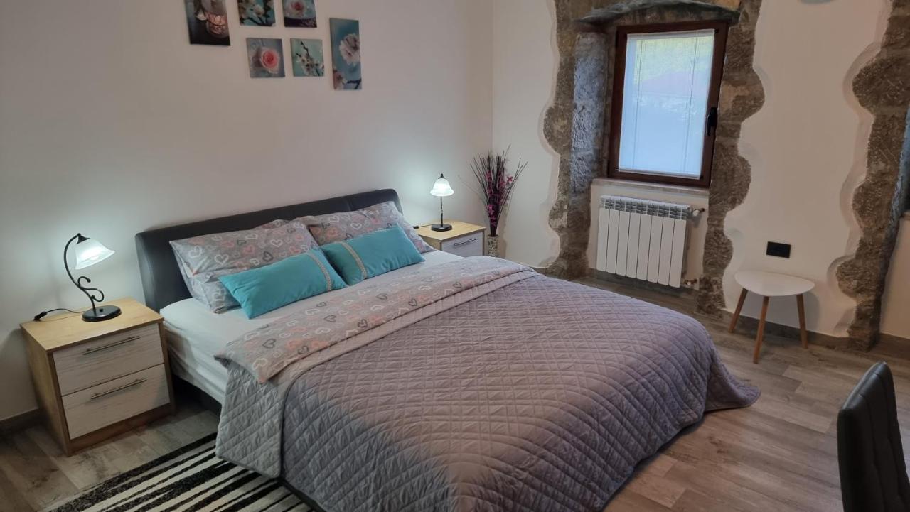 Villa Kos Lupoglav  Esterno foto